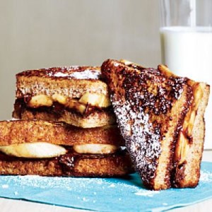 1205p25-banana-chocolate-french-toast-m